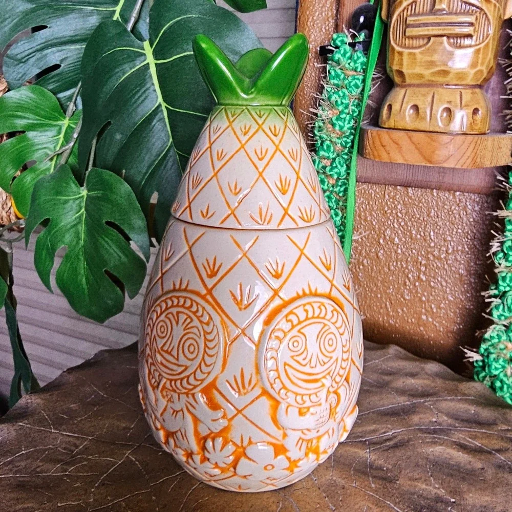 2015 Tiki Farm Poko Ono Lidded Pineapple Tiki Mug 16oz Ken Ruzic Orange Glaze